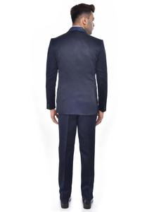 Traje Azul Marino de Cinco Piezas de Excelente Calidad para Graduaciones, Galas de Verano y Ocasiones Semi Formales, Disponible para Exportación - Product Image 2