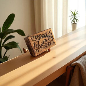 Joyero de madera artesanal con diseño de delfines, almacenamiento artístico tallado para anillos, pendientes y caja de recuerdos especial a los mejores precios - Product Image 2