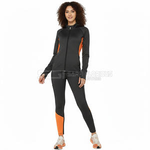 ชุดเซ็ทเสื้อผ้าผู้หญิงสำหรับฤดูหนาว ชุดวอร์ม ชุดออกกำลังกาย รับผลิตตามแบบ (OEM) พร้อมสกรีนโลโก้ ชุดกางเกงขายาวและเสื้อฮู้ดครอป - Product Image 3