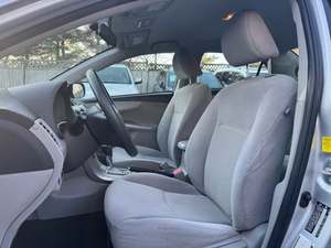 Toyota Corolla LE d'occasion 2011 - Product Image 2