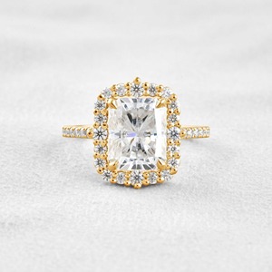 Anillo de Diamantes CVD de Corte Radiante de 14k en Oro Sólido, 280 Quilates Totales, D VVS1, Diamante Cultivado en Laboratorio, Anillo de Compromiso con Halo, Joyería de Boda, Regalo para Novia - Product Image 1