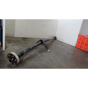 Arbre d'hélice CUPRA Formentor Série 5WA521101K//5WA.521.101.K DTTA diesel 1968 (20>) - Product Image 1