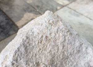 Pyrophyllite en bloc pour carreaux de céramique muraux et de sol à faible retrait et haute précision dimensionnelle - Product Image 5