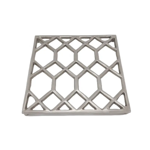Dessous de plat en aluminium écologique de forme carrée classique taille de couleur personnalisable pour Table à manger de Protection de casserole résistante à la chaleur - Product Image 4