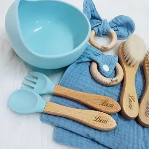 Ensemble cadeau pour bébé personnalisé avec nom, 7 pièces, produits de soin et de coiffage des cheveux - Product Image 5