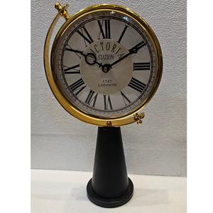 Horloge de bureau en métal à piles de qualité supérieure avec surface métallique lisse, design classique moderne, étanche et écologique - Product Image 3