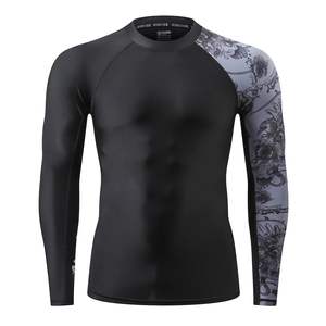 Rashguard de haute qualité, rashguard personnalisé pour hommes, sublimation intégrale, t-shirt de compression à manches longues, vêtements de course, vêtements de sport - Product Image 6