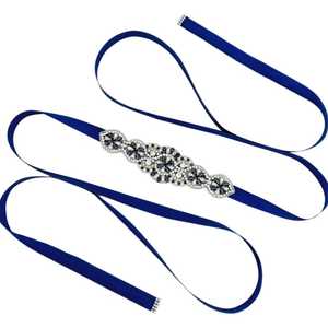 Cinturón de Novia Bridella BS94ML Azul Marino con Detalles de Pedrería, Ajustable para Bodas y Eventos Formales - Product Image 6