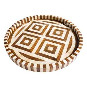 Bandeja Redonda Moderna de Madera y Hueso con Base Pulida para Cocina, Decoración de Hogar de Lujo y Vajilla de FAIZA CRAFT - Product Image 1