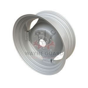 Nouvelle jante arrière argentée 14 x 38 en acier robuste, pièce TC n° TC 24 442, OEM 005414U91, compatible avec les modèles de tracteurs MF 290/375/390 M/S - Product Image 2