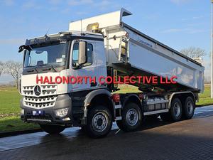 Camion benne d'occasion Mercedes-Benz Arocs 4245 8x4 Euro 6 30t Diesel, conduite à gauche, poids lourd, modèle 2022 - Product Image 2