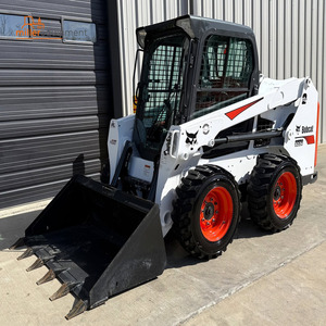 Cargadora compacta Bobcat S550 usada, 61HP, diésel, con elevación vertical, equipo de construcción en venta - Product Image 1