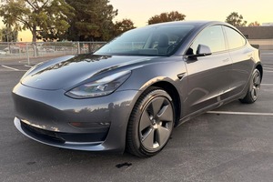 Tesla Model 3 2022 Usado, Limpio, de Largo Alcance, Tracción en las Cuatro Ruedas - Product Image 6