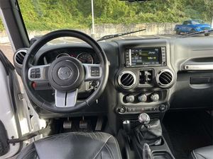 Jeep Wrangler Unlimited Rubicon 2014 Usado, 4x4, Volante a la Izquierda, 5 Asientos, 50001-75000 Millas, 200-250 CV - Product Image 6