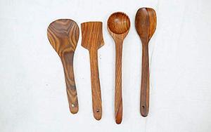 Cuillère à café en bois de manguier naturel faite à la main Unique cuillère de table de cuisine décorative traditionnelle ARTISAN AURA pour les mariages - Product Image 2