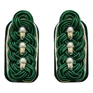 Epaulettes Elegantes con Trenzado en los Hombros, Epaulettes Hechas a Mano para Uniformes, Hombreras Personalizadas - Product Image 6