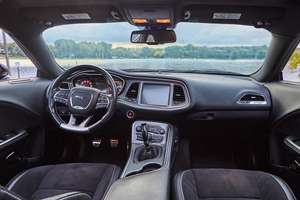 USADO LHD/RHD 2016 DO DGE CHALLENGER SRT HELLCAT - Product Image 3