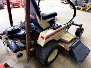 Tondeuse autoportée professionnelle Grasshopper 127V 61 pouces à braquage zéro, 27 CV Briggs & Stratton CXi, transmission hydraulique Parker - Product Image 4