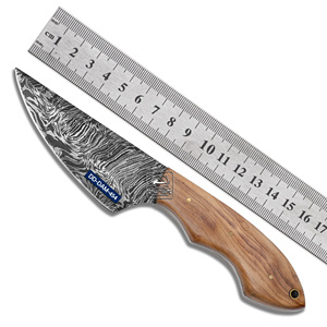 Cuchillo de Caza Damasco Hecho a Mano Personalizado DD-DAM-451, Hoja de Acero Damasco de 0.20 Pulgadas de Grosor, Mango de Madera de Olivo Personalizable OEM - Product Image 4