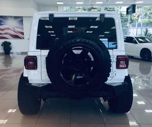 2018 JEEP Wrangler Sahara Sport 4x4ใช้ไฟด้านซ้ายภายในเครื่องยนต์เทอร์โบ AWD SUV 8L หนังอะลูมิเนียมอัลลอยด์แบบพาโนรามา R19 - Product Image 2