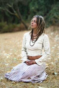 Haut court 100% coton pour femme chemisier enveloppant Boho naturel avec motif solide haut enveloppant en coton brut de tissu tricoté - Product Image 3