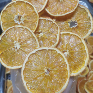 Tranches d'orange d'agrumes séchées | Saveur aigre-douce | Collation en vrac du Vietnam - Product Image 1