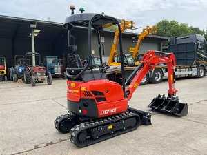 รถขุดตีนตะขาบขนาดเล็ก Kubota U17-3a - Product Image 2