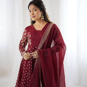 Conjuntos Étnicos Anarkali de Diseñador con Dupatta para Mujer - Product Image 1