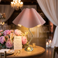 Lampe de table créative en forme de feuille de lotus, LED rechargeable sans fil, lumière d'ambiance pour chambre à coucher, café, restaurant