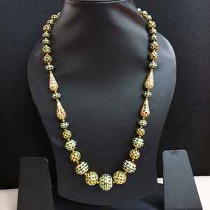 สร้อยคอ Jadau Meenakari หลากสีทำจากโลหะผสมสังกะสีที่ทนทาน - Product Image 1