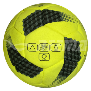 Balón de Fútbol de Microfibra Duradero de Gamuza PU para Entrenamientos de Alta Calidad Diseñado por Reema Technologies. - Product Image 4