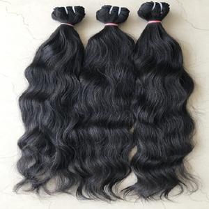Tissage en lot indien naturel ondulé, couleur naturelle noire, 100% vierge, extensions de trame, vente en gros - Product Image 3