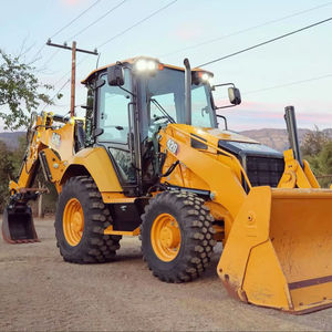 Nwe Chargeuses-pelleteuses polyvalentes d'occasion Cat 420D à vendre avec des composants de base Moteur Moteur Roulement Pompe de boîte de vitesses - Product Image 1