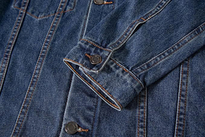 Chaqueta vaquera ajustada de mezcla de algodón para hombre de alta calidad al por mayor, chaqueta informal de moda con botón metálico para exteriores - Product Image 3