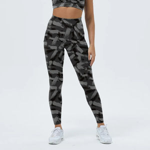 Manufacture Wholesale Fitness Sublimation Printing <b>Tights</b> Women For Leggings Sports USA Free Size Leggings for Women Custom Logo - Product Image 6