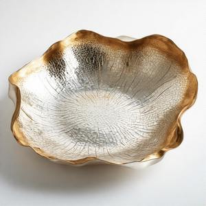 CzarCraft Elite Bowl Range Artisan Bowl Ustensiles de service de luxe fabriqués à la main pour une salle à manger élégante et un charme de table intemporel - Product Image 1