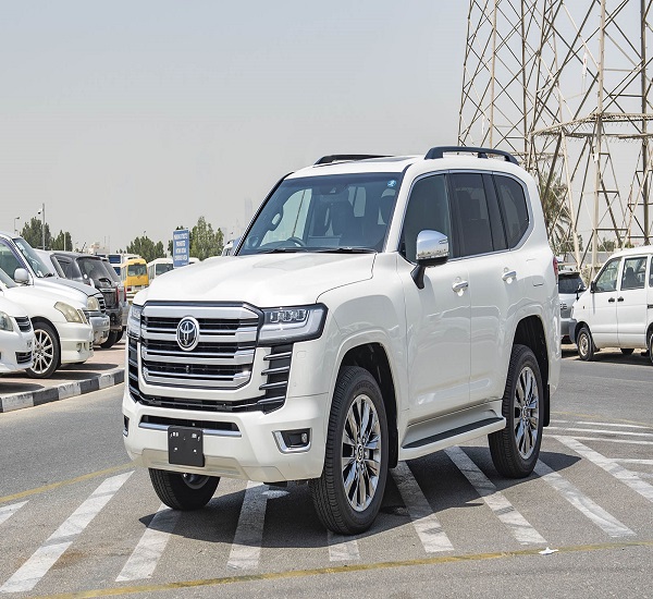 Toyota Land Cruiser ZX - Ultimate 4x4 Off-Road Vehicle
