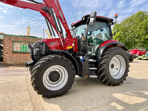 Case IH Demo Maxxum 145 y tractor cargador - Product Image 5