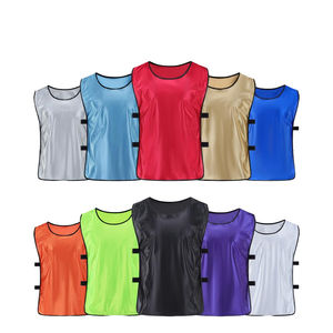 Gilet de football unisexe en polyester numéroté Bon marché Bavoirs d'entraînement Service OEM pour adultes Maillot de football pour club Gilet d'entraînement - Product Image 1