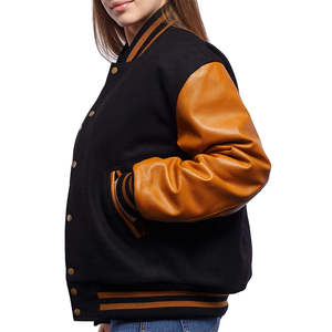 Veste universitaire avec logo personnalisé, manches en cuir véritable, patchs en chenille, broderie, veste universitaire courte pour femmes - Product Image 5