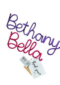 Letrero de Nombre Tejido a Crochet, Letrero de Nombre Hecho a Mano con Hilo, Regalo para Baby Shower, Decoración de Pared para Cuarto de Juegos, Letrero de Nombre para Cuarto de Bebé, Por Proveedores Indios - Product Image 4