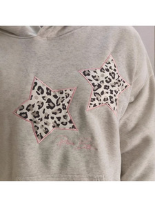 Sudadera con capucha con estampado de guepardo gris minimalista europeo y americano, sudadera versátil con capucha suelta de pentagrama para mujer, tendencia superior 2025 - Product Image 3