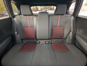SUV hybride de luxe d'occasion 2024, transmission automatique, transmission intégrale, Nightshade - Product Image 3