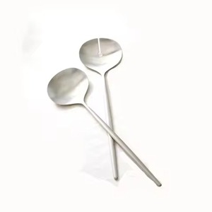 Ensemble de couverts à salade en acier inoxydable argenté avec poignée de nouvelle conception - Product Image 5