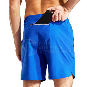 Pantalones cortos deportivos elásticos para hombres con apariencia básica y corbata de cintura segura para sesiones diarias de gimnasio Pantalones cortos activos para hombres - Product Image 2