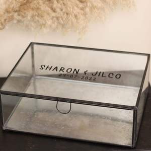 Exquisita caja de vidrio de metal Premium para soluciones de almacenamiento únicas, ideal para exhibición de regalos y elegante centro de mesa decorativo - Product Image 2