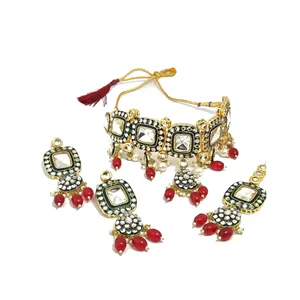 Collier ras du cou en acier inoxydable style Bollywood indien, plaqué or Kundan, avec perles et zircons, ensemble de bijoux raffinés pour femmes, idéal pour un cadeau de mariage - Product Image 4