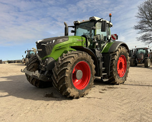 Fairly Used 45HP Fendt 1050 Vario 4WD Wheel Tractor with for Engine & Gear Drive - Product Image 5