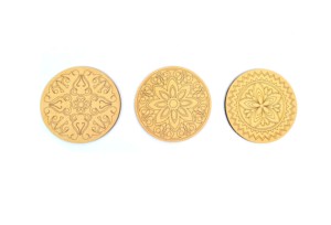 Posavasos de corte grabado con láser de madera, alfombrilla, diseño de taza de café, juego de corte de 4 y 6 piezas, respaldo de corcho, pies de Eva - Product Image 4