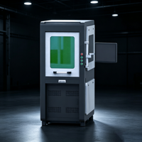 Système de marquage laser à fibre fermé de grande taille pour le marquage permanent des métaux, des numéros de série, des codes-barres, des codes QR, des logos et des graphiques